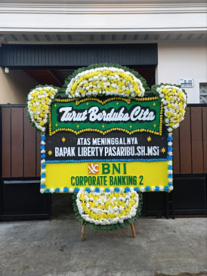 Papan Bunga Duka di Wanea